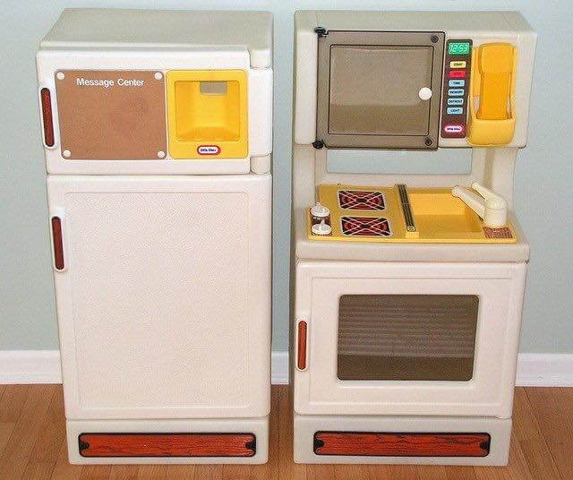 90s best sale play kitchen